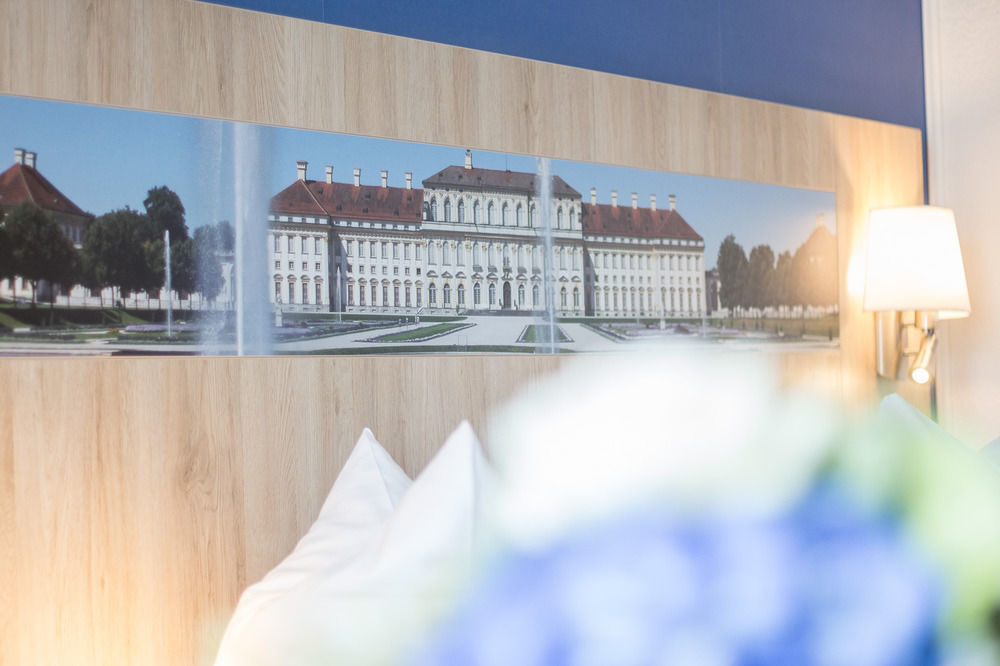 Oberschleißheim Hotel Blauer Karpfen מראה חיצוני תמונה