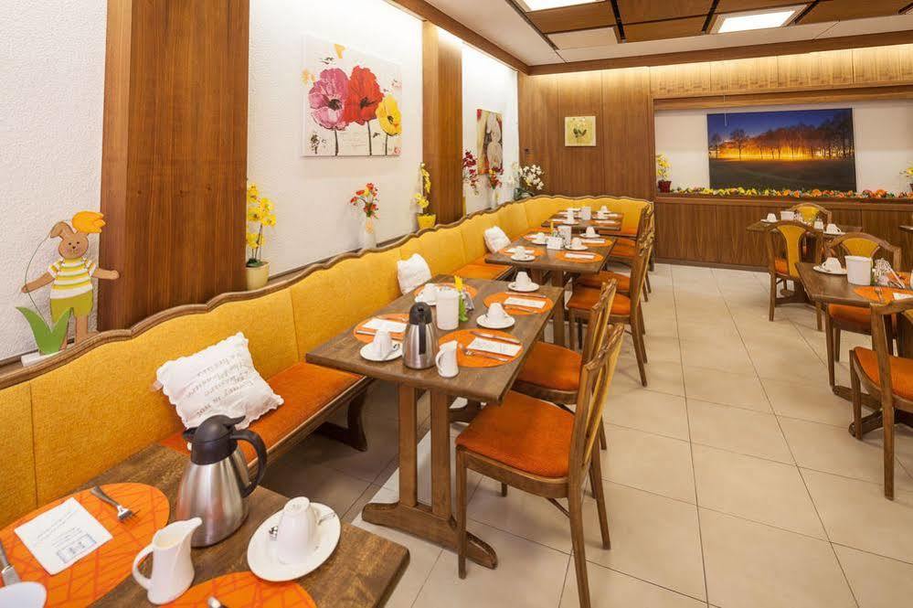 Oberschleißheim Hotel Blauer Karpfen מראה חיצוני תמונה
